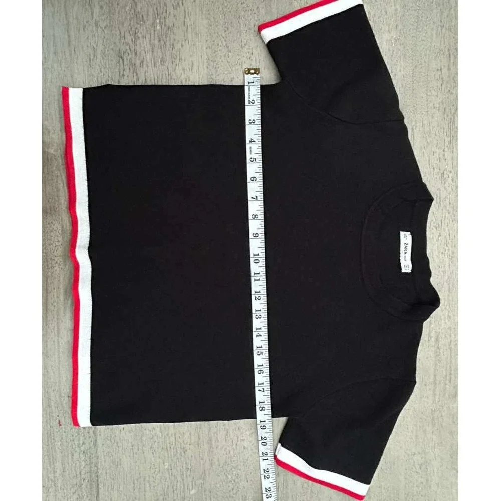 Zara Knit Black Short Sleeve Sweater Top Red White Trim Women's‎ Size M Viscose